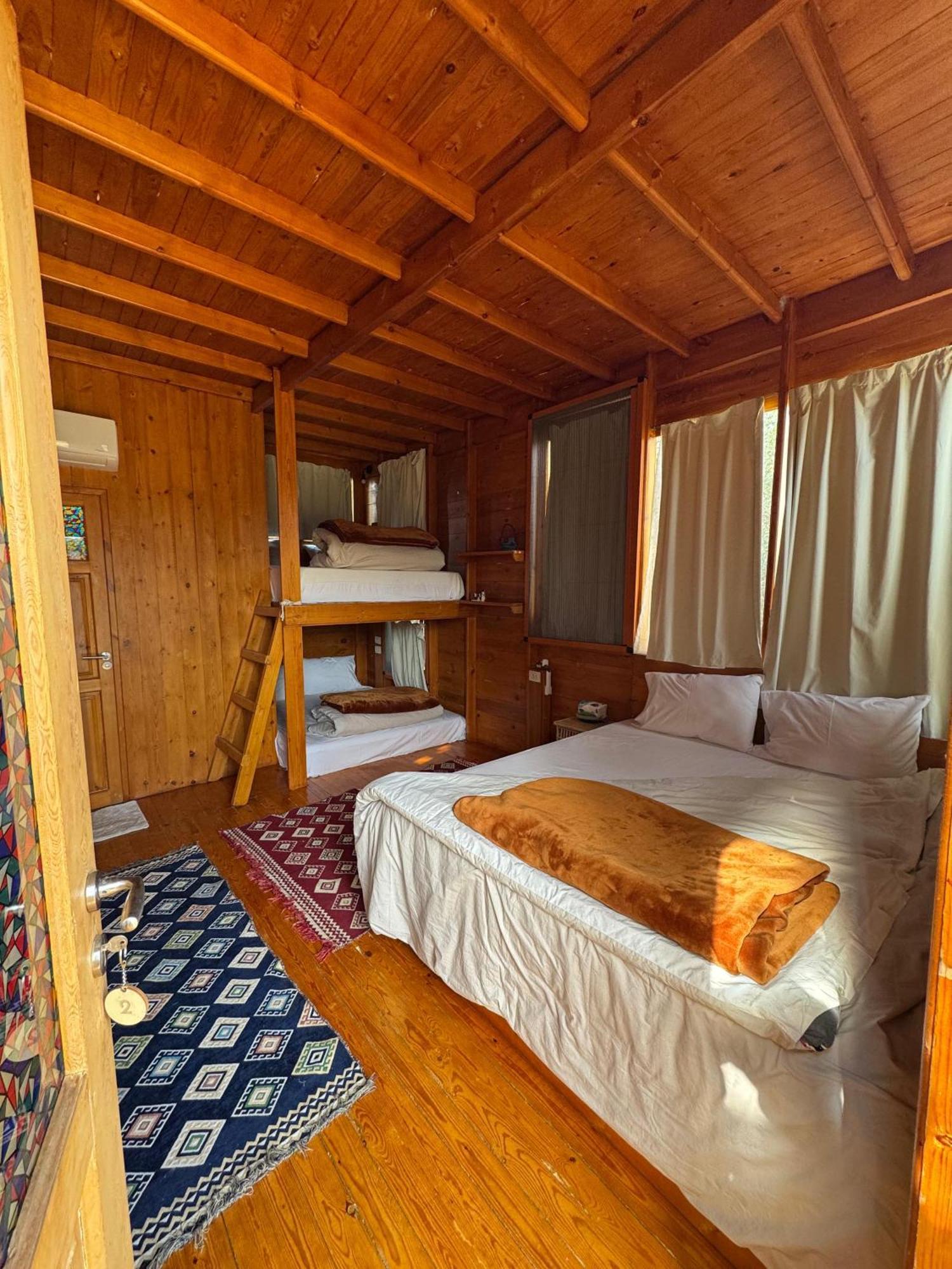 Northern Lake Lodge Izbat Ilyas Eksteriør billede